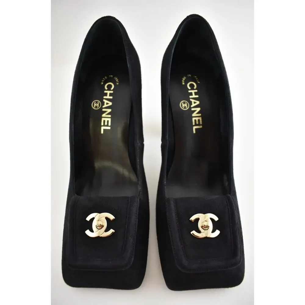 Chanel 26S Blazy Black Suede Square Toe Turnlock Gold CC Logo Block Heel Pump 38